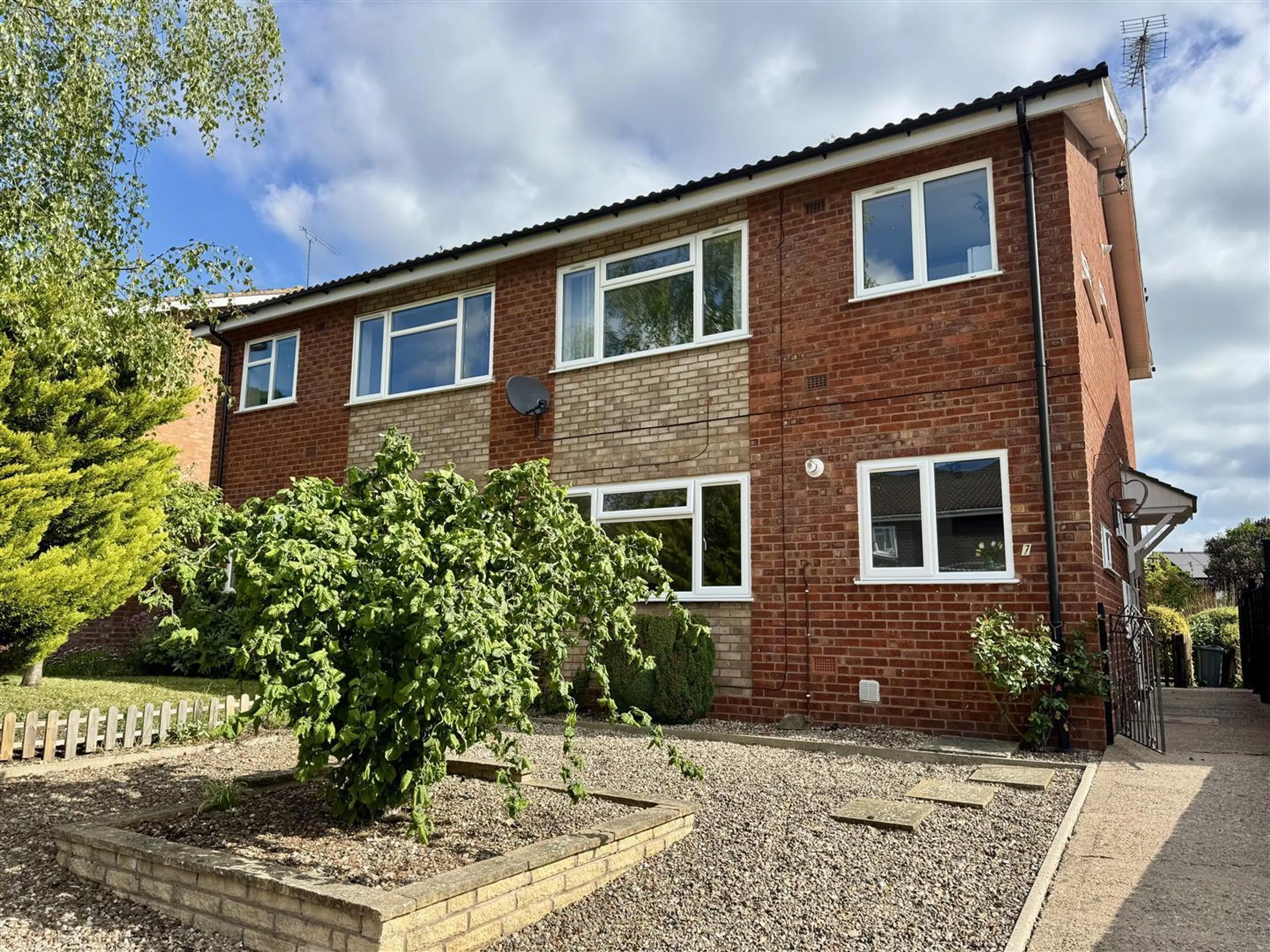 Property photo 0