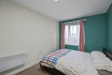 Oakwood Close, London