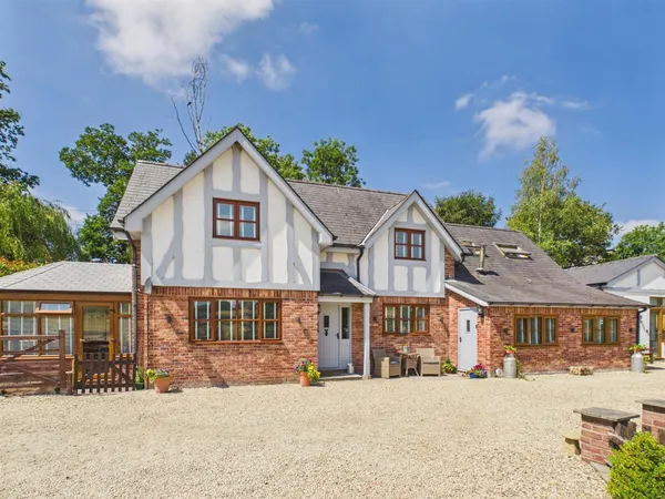 Meadow Brook Cottage