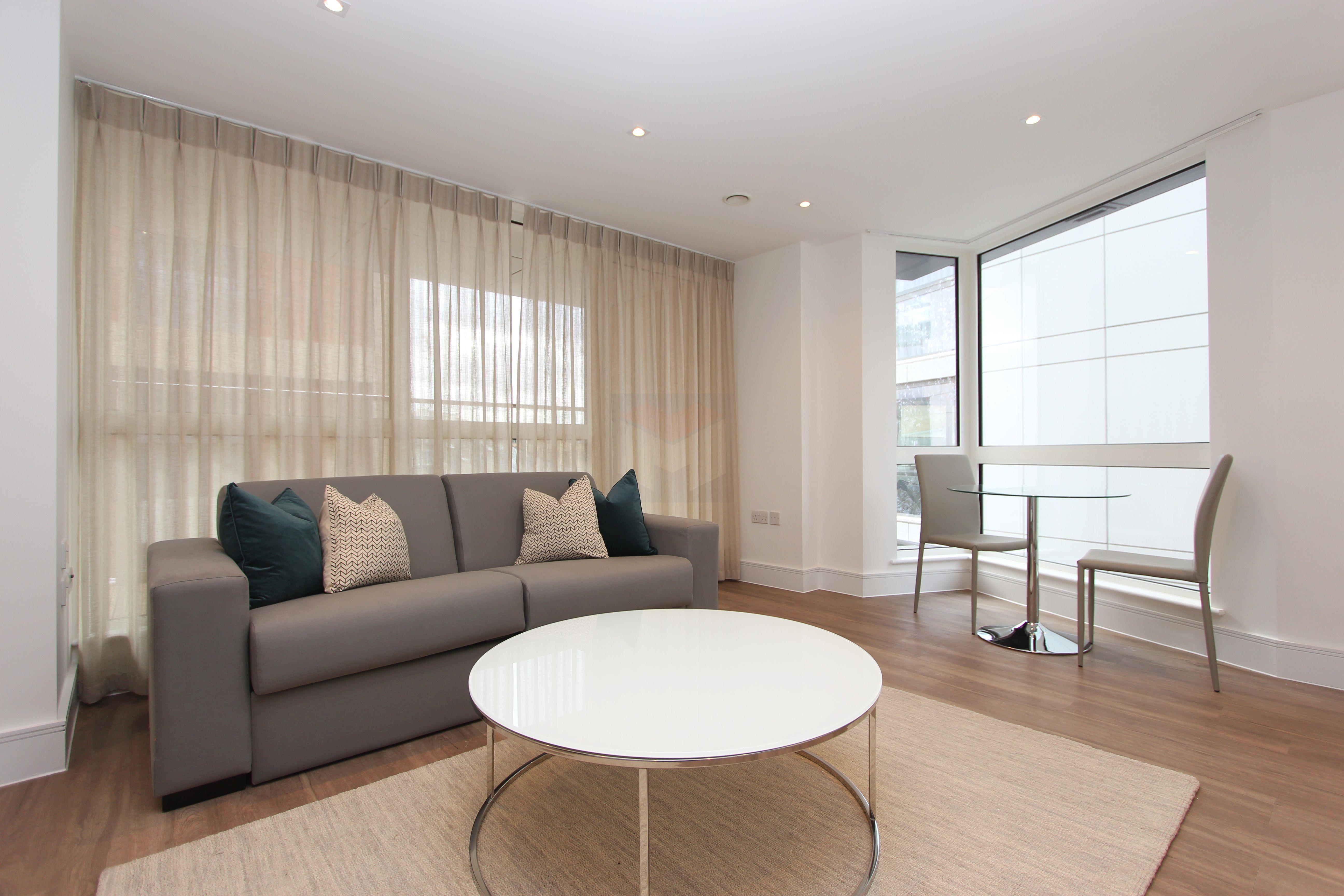 Tavern Quay, Rope Street, London,, SE16 Image 1