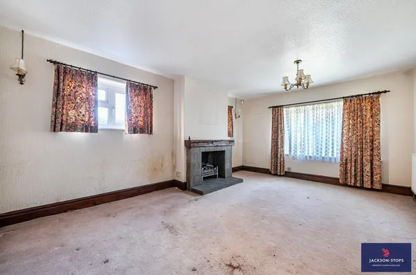 High Street, Kislingbury, NN7 photo 5
