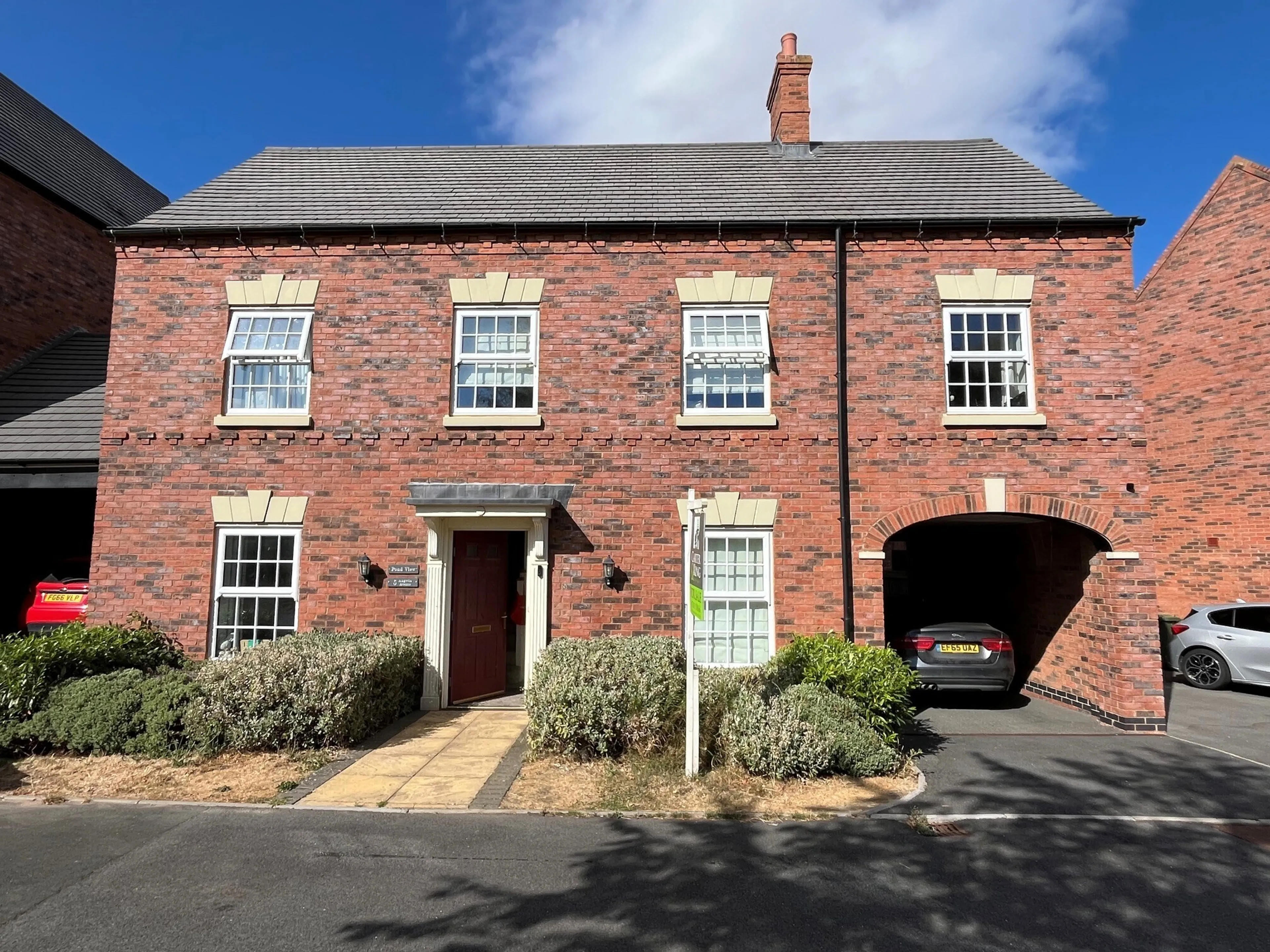 Property photo 0