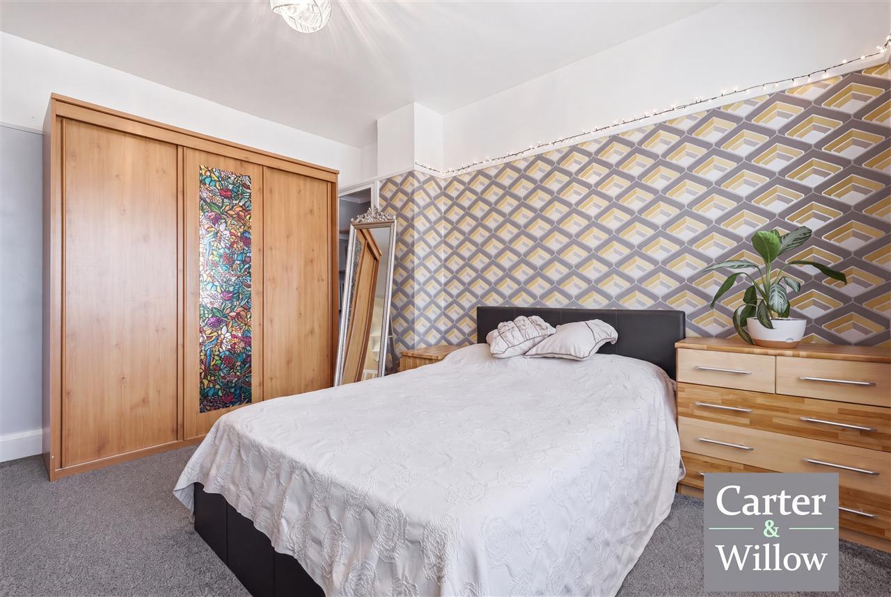 Rusper Road, Essex Image 18
