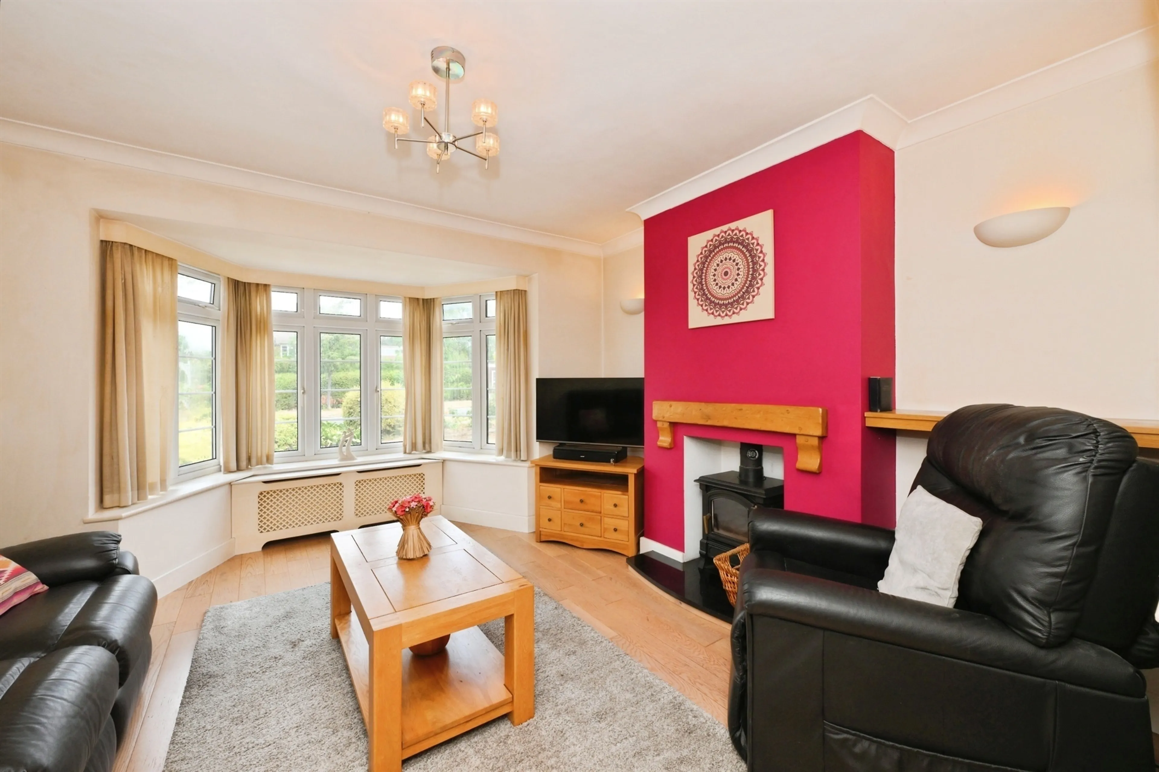 Property at Rooks Hill, WELWYN GARDEN CITY