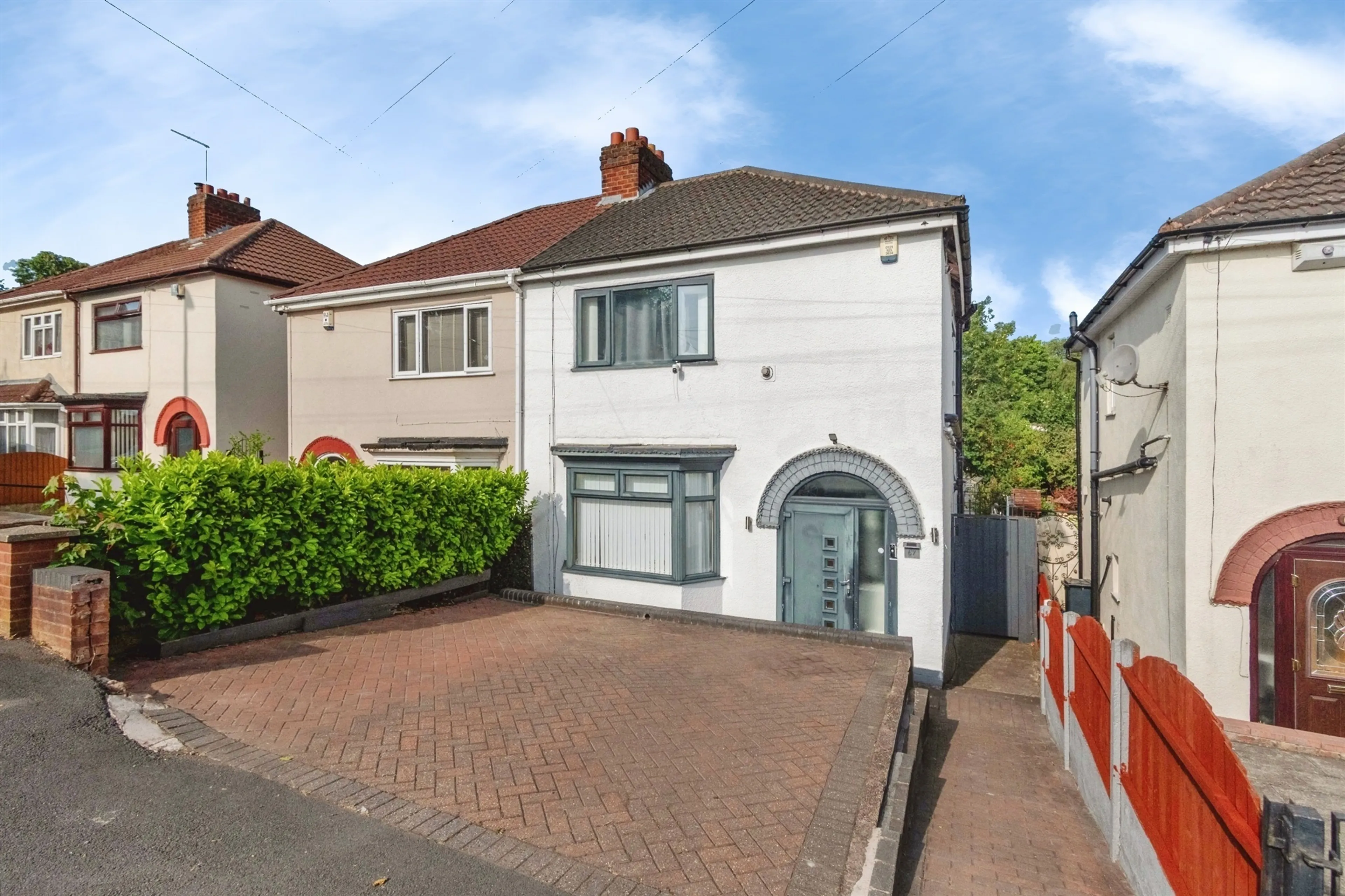 Property photo 0