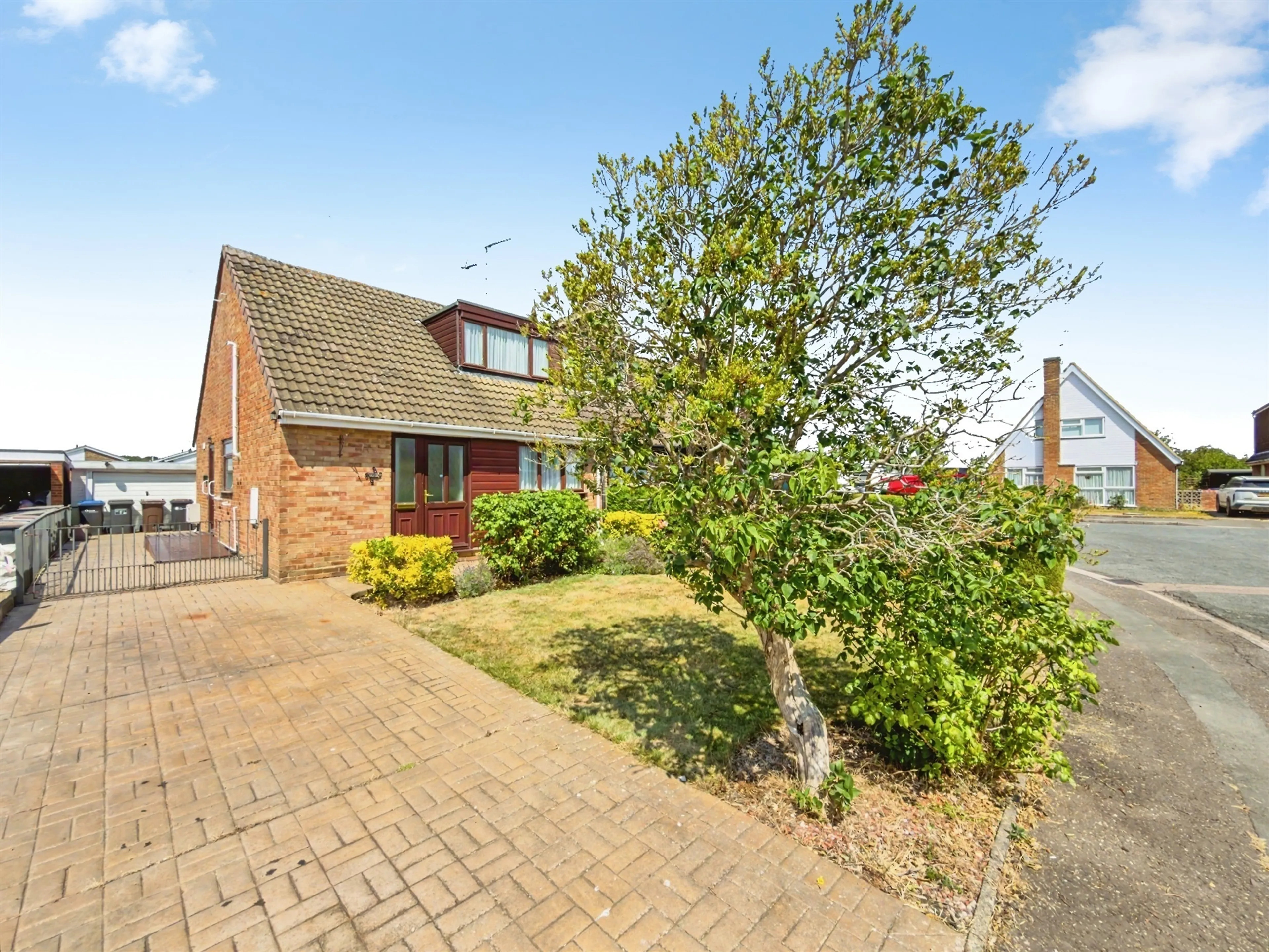 Property photo 0