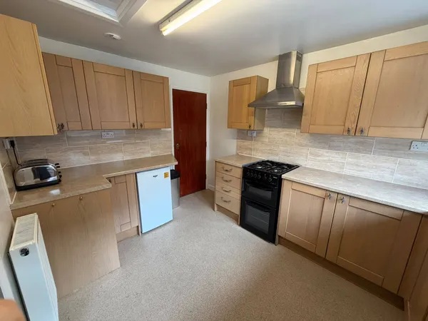 Woodview Road, Walkley, S6 5AB