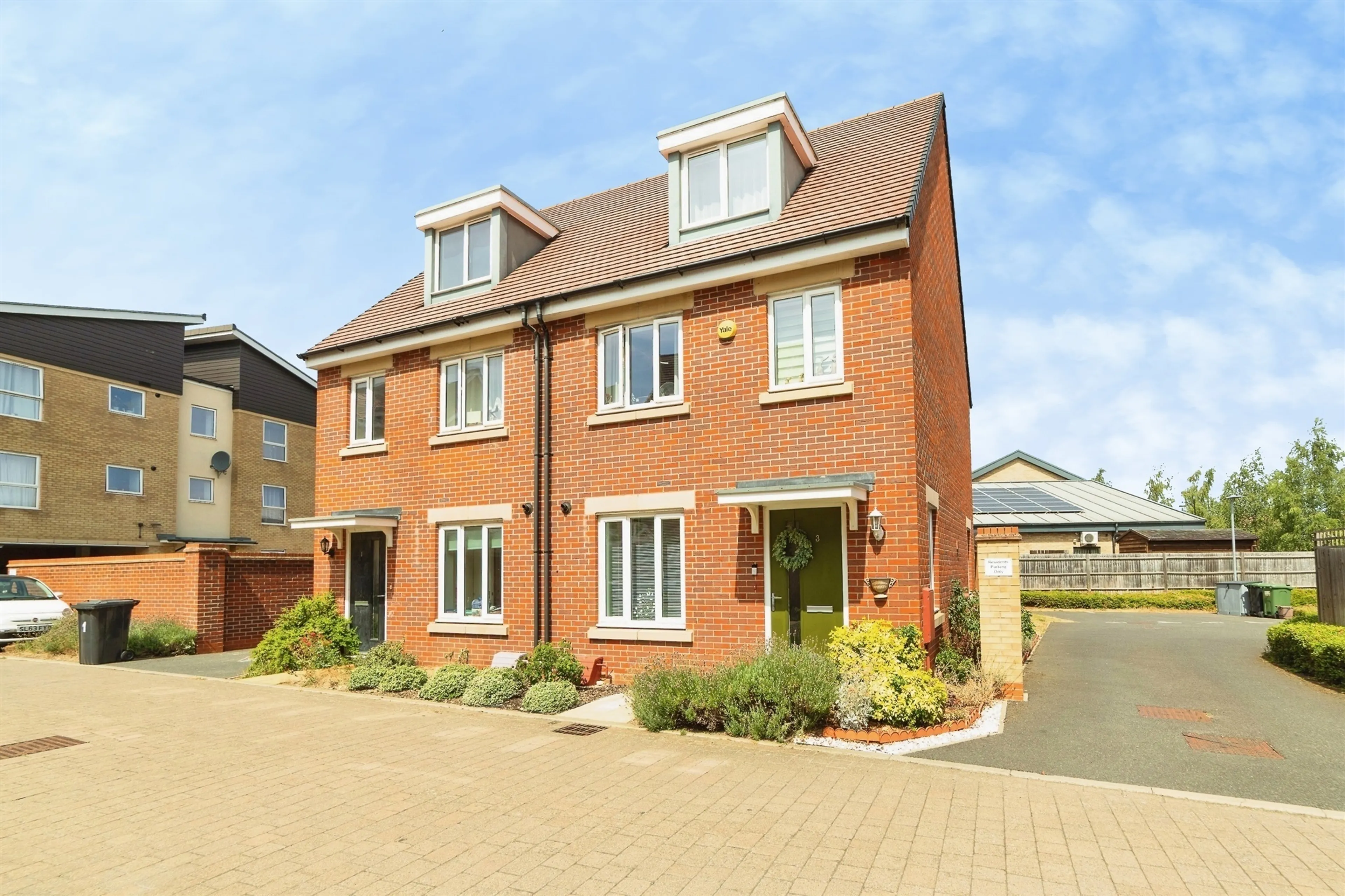 Property photo 0