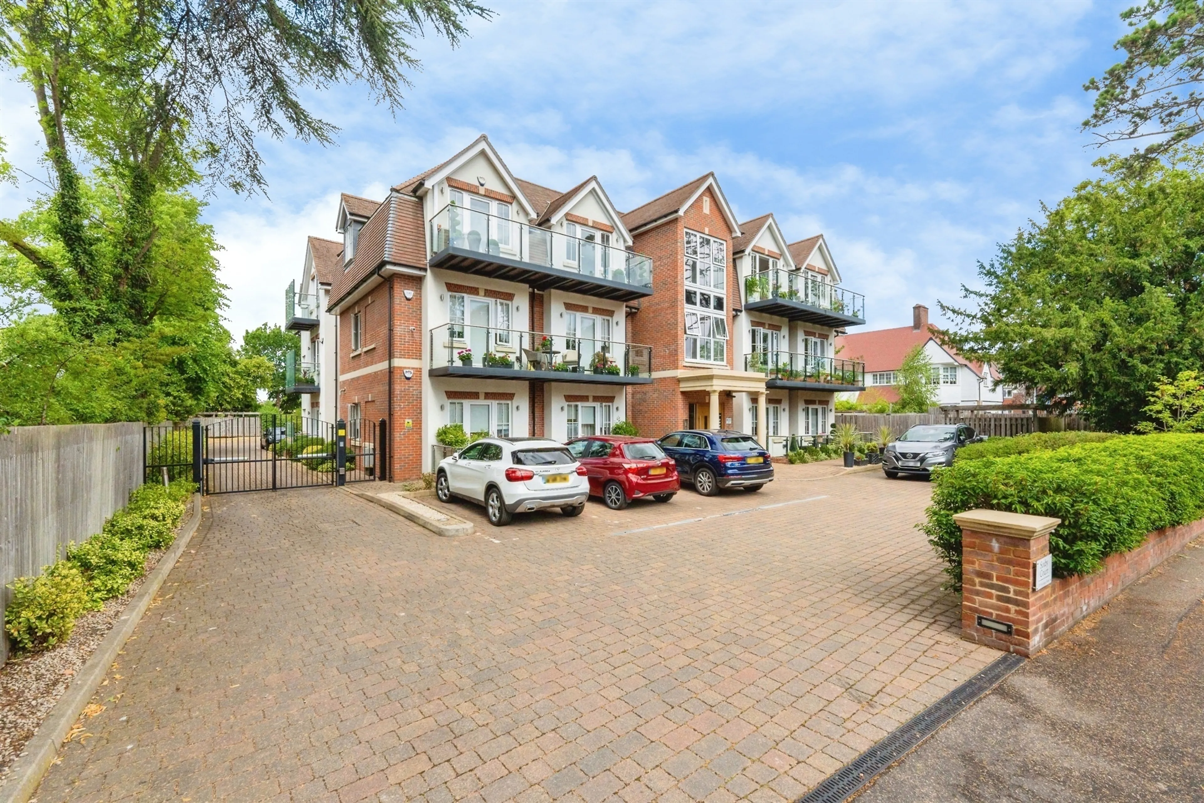 Property photo 0