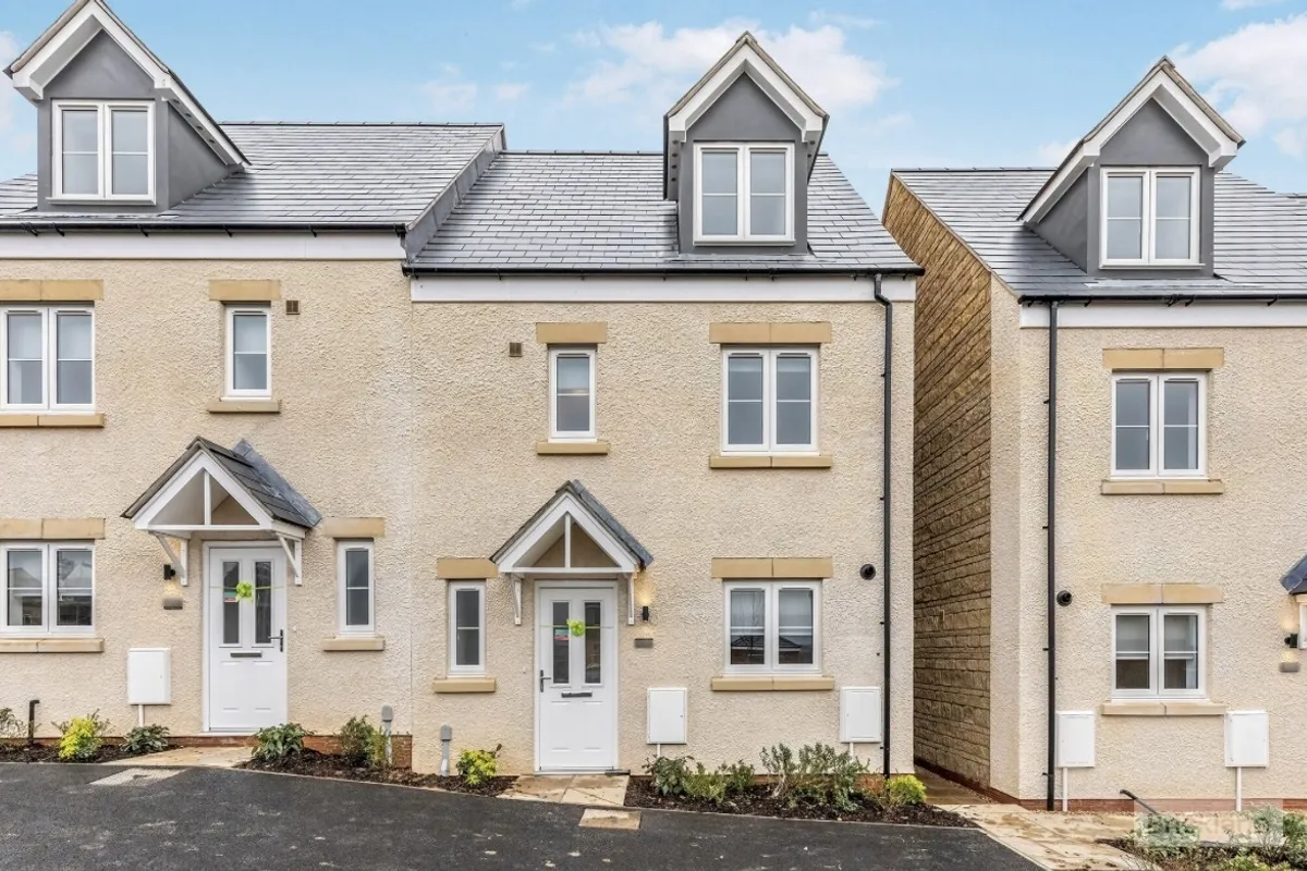 Dolan Drive, Weldon, Corby