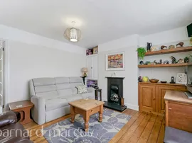 Cranleigh Road, Feltham thumb 2