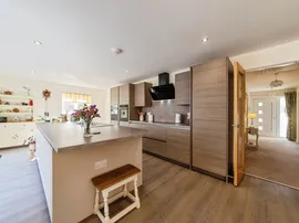 Spinney Close, Holbeach, SPALDING thumb 2