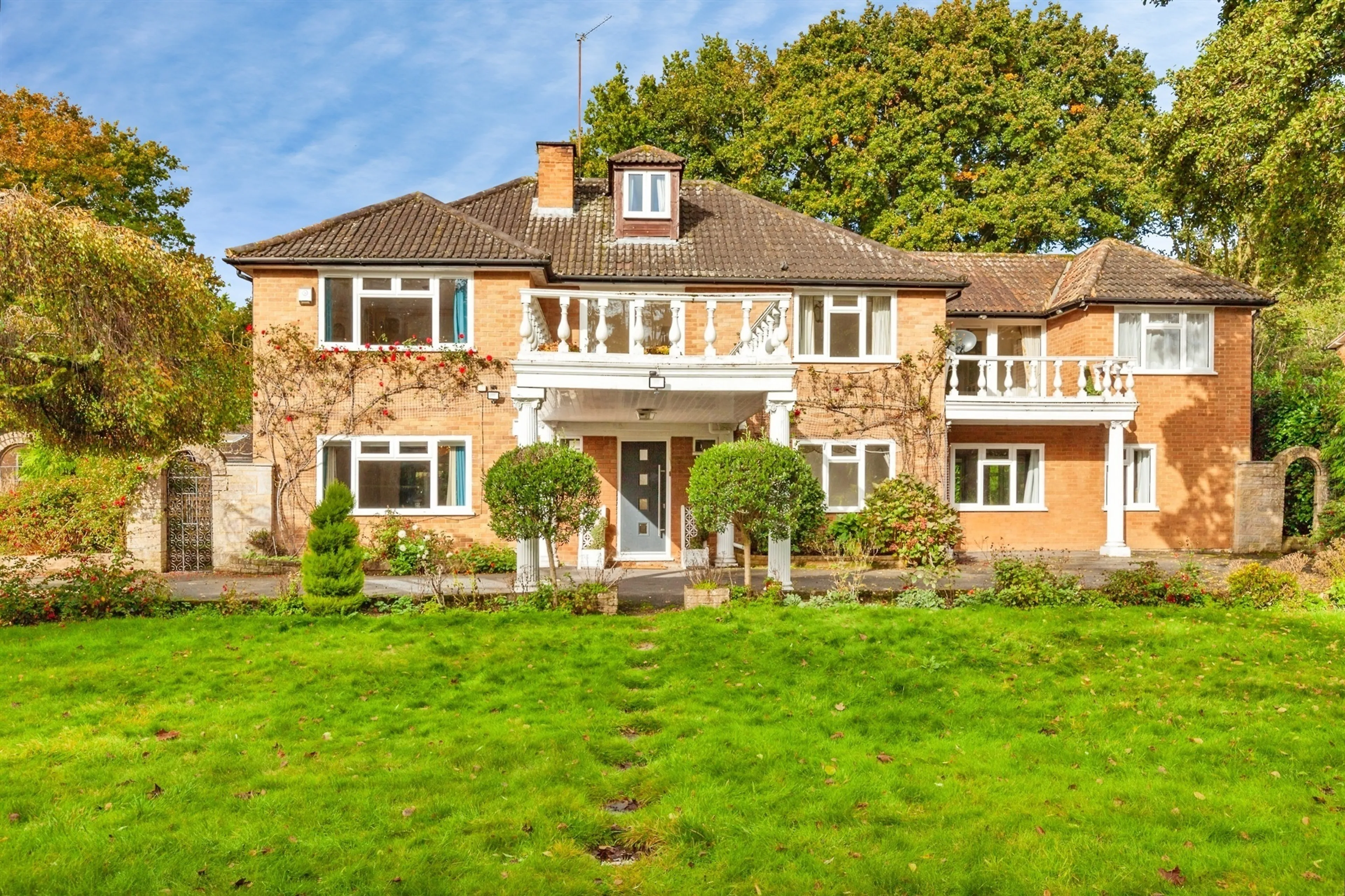 Property photo 0