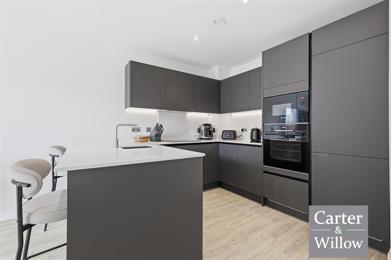 Lilium Court, Essex Image 7