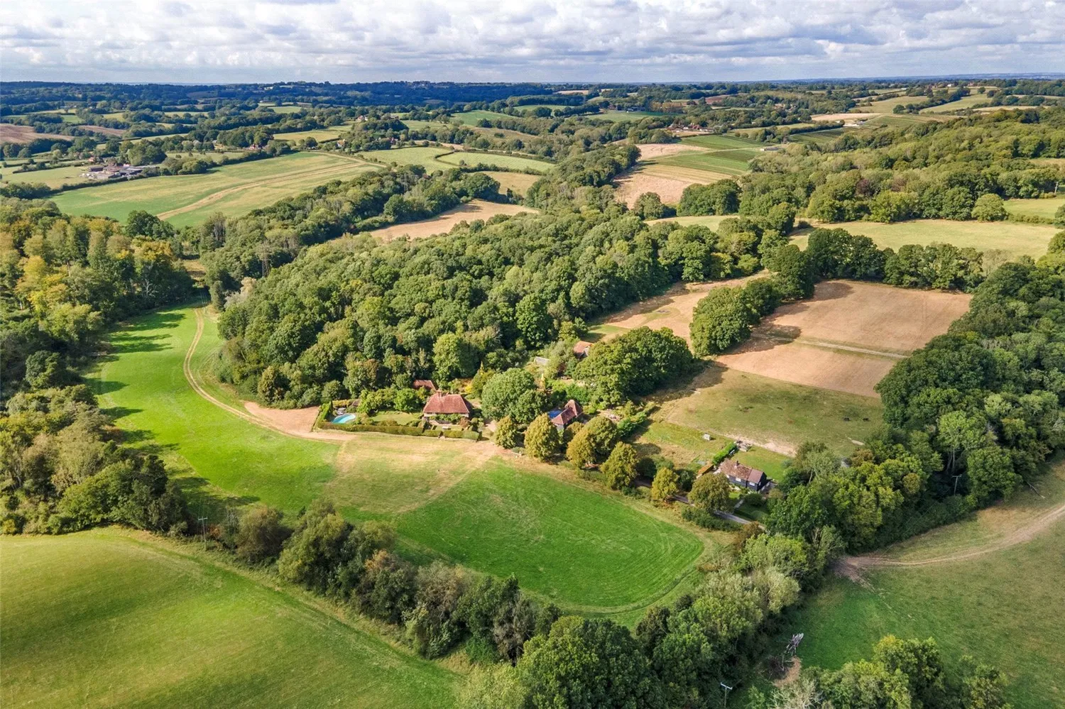 Hinksden Road, Benenden, TN17 photo 2