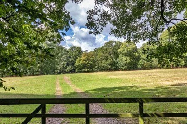 Hinksden Road, Benenden, TN17 photo 19
