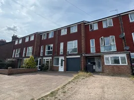 Bellingdon Road, CHESHAM photo
