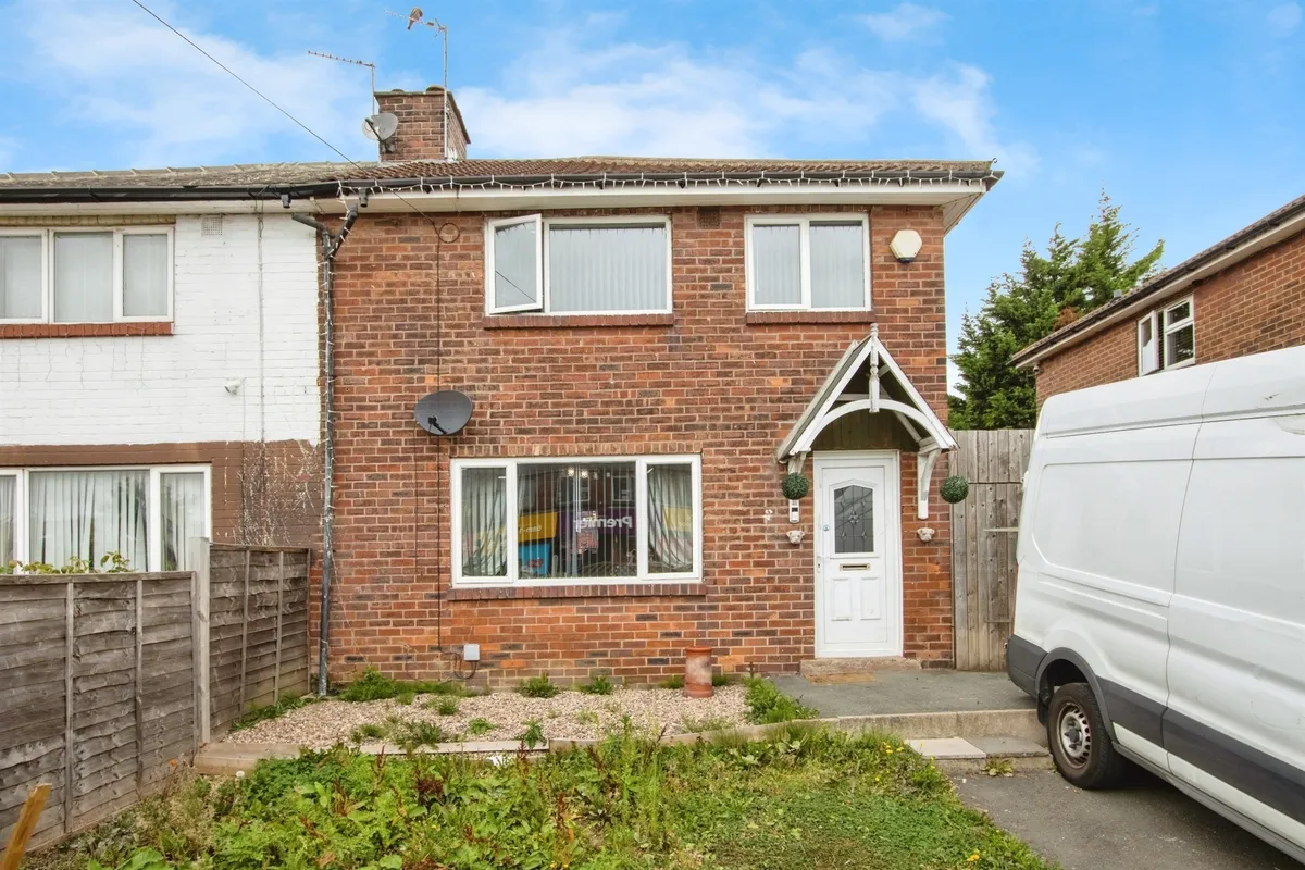 Halton Moor Avenue, Leeds