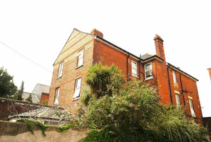 Main property image