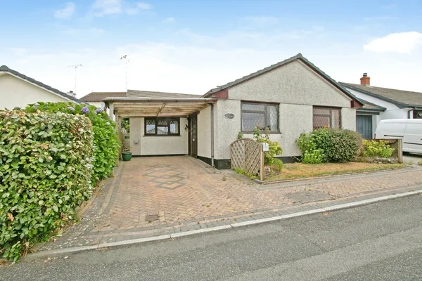 Parc An Gew, Pendeen Park, Helston, C...