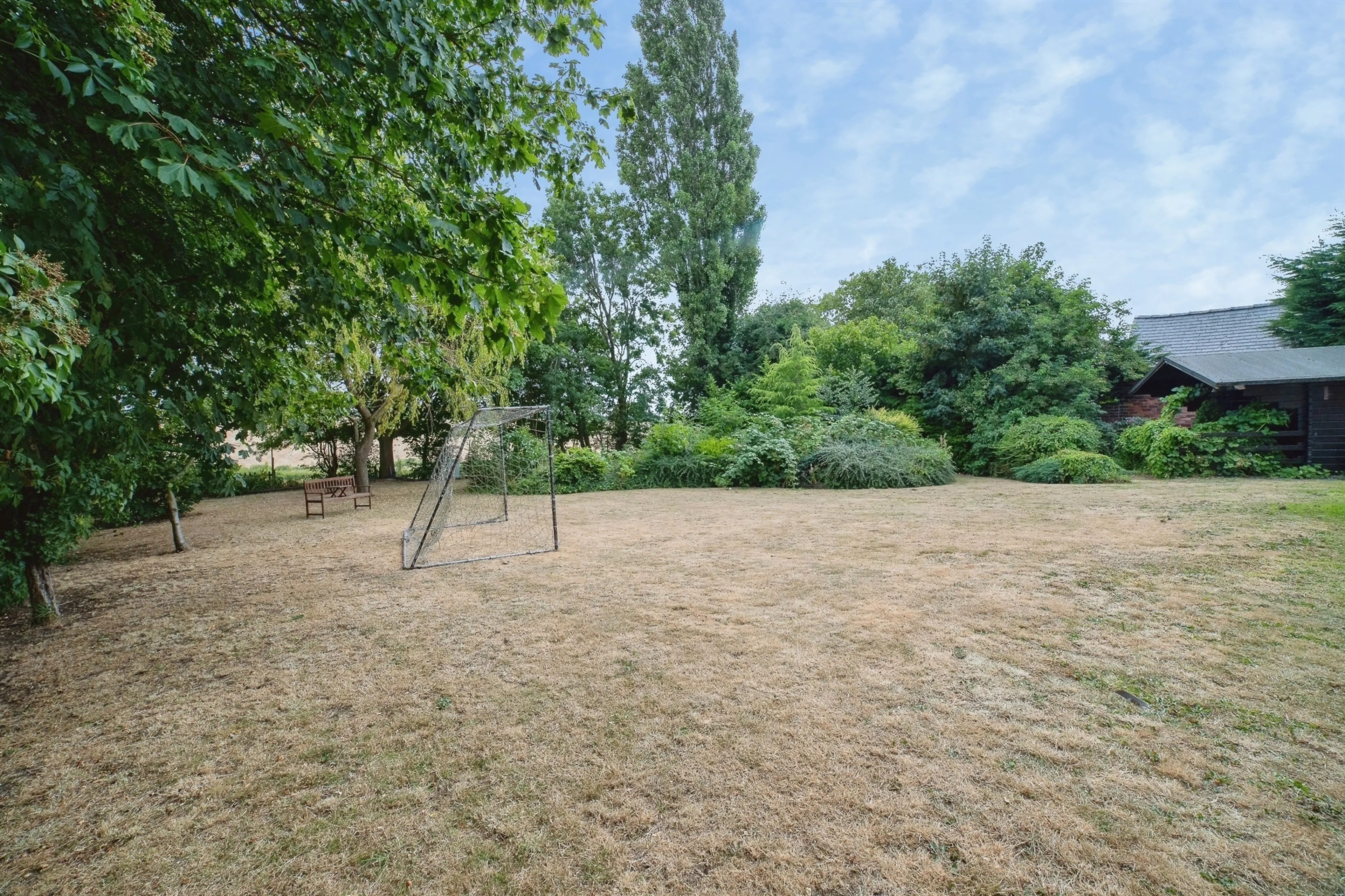 Property photo 23