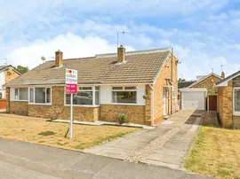 Fernlea Close, Crofton, Wakefield photo