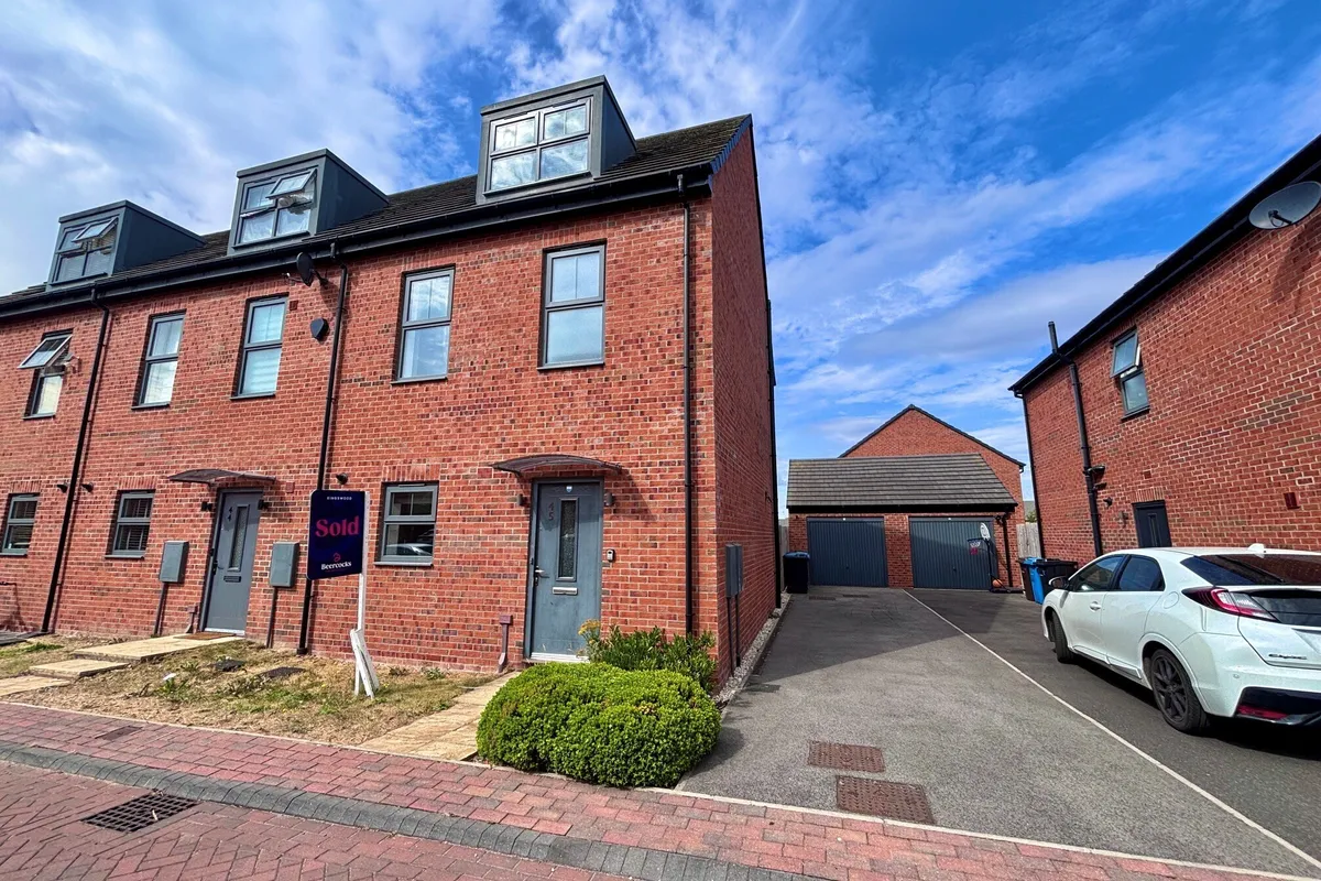 Venn Road, Kingswood, HULL