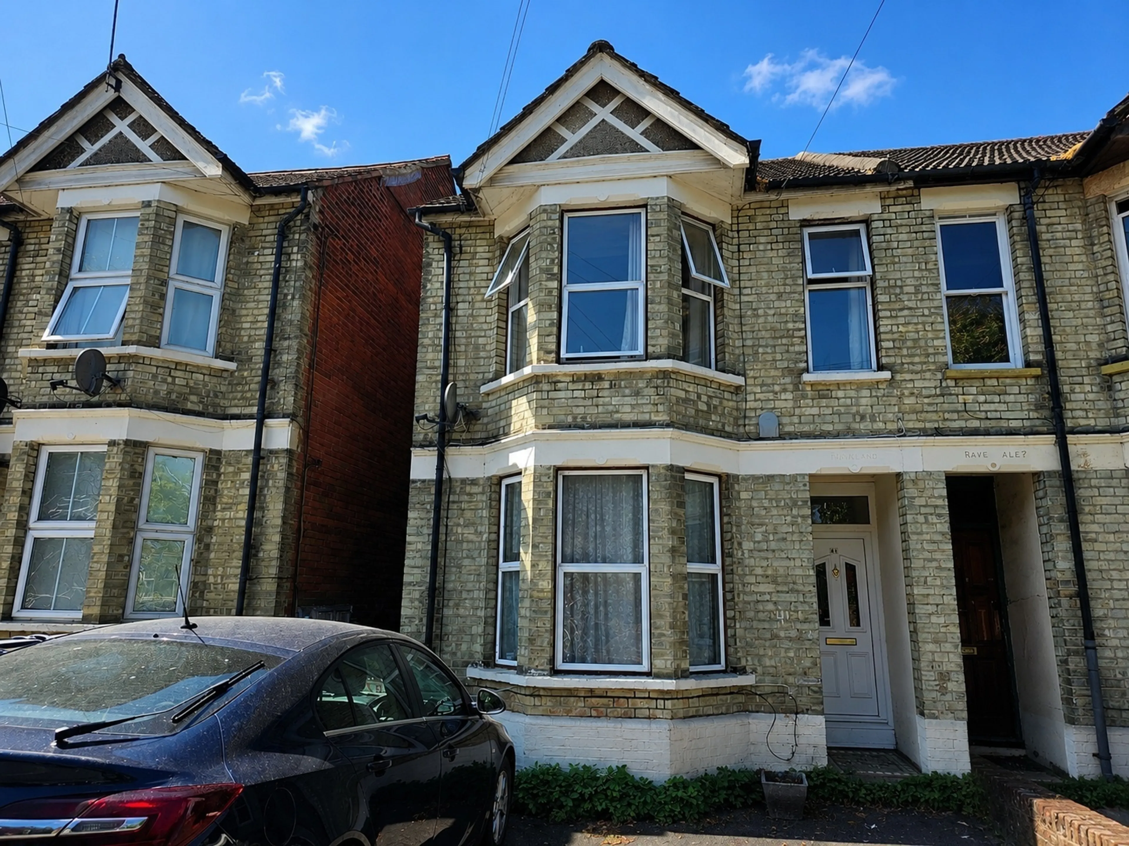 Property photo 0
