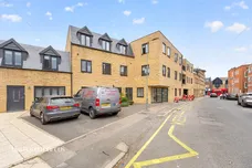 Salisbury Road, Barnet