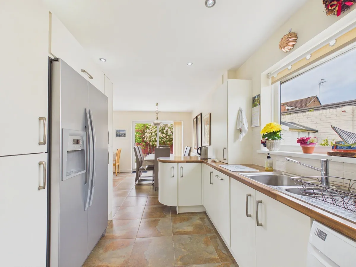Adenfield Way, Rhoose CF62