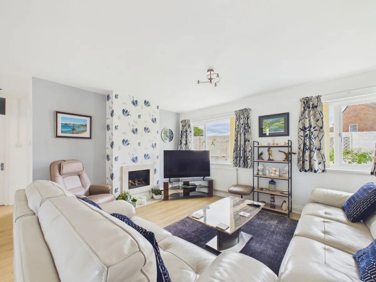 Adenfield Way, Rhoose CF62