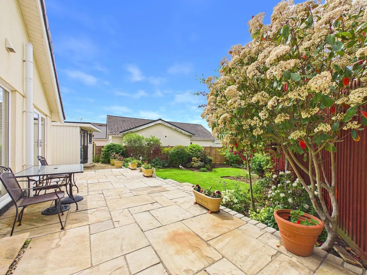 Adenfield Way, Rhoose CF62