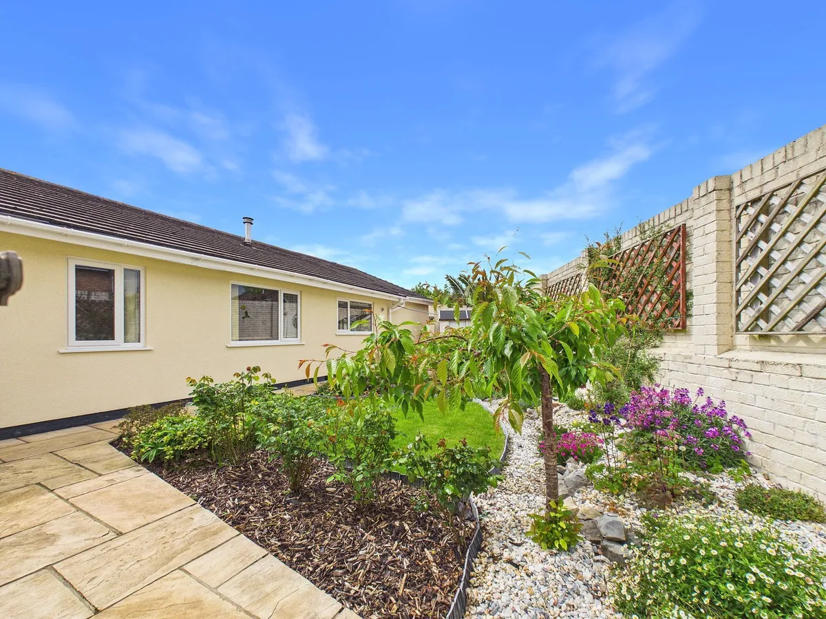 Adenfield Way, Rhoose CF62