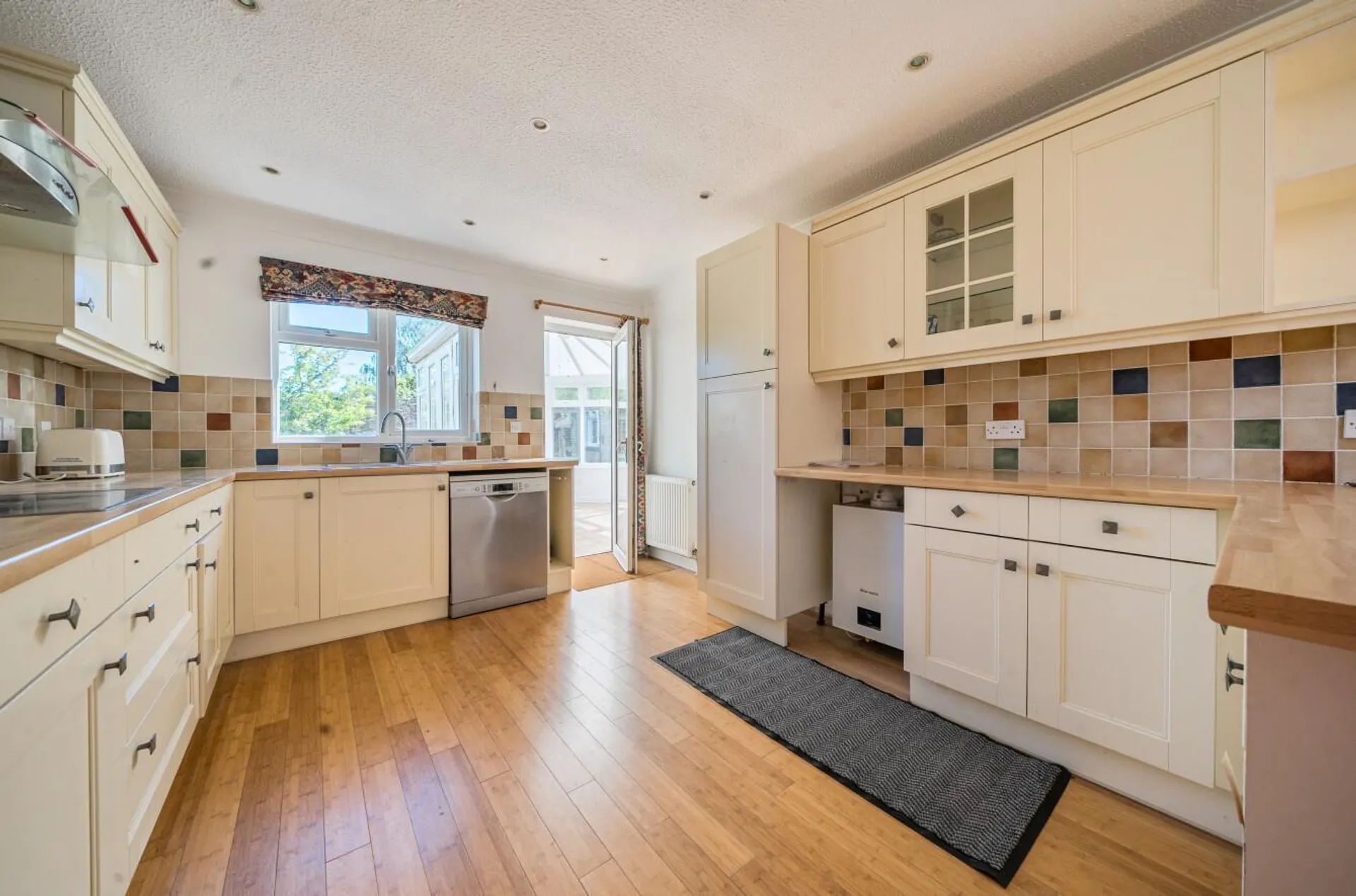 Property photo top 2
