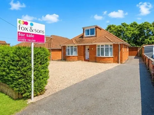 Hobb Lane, Hedge End, SOUTHAMPTONphoto