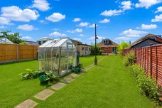 Hobb Lane, Hedge End, SOUTHAMPTON