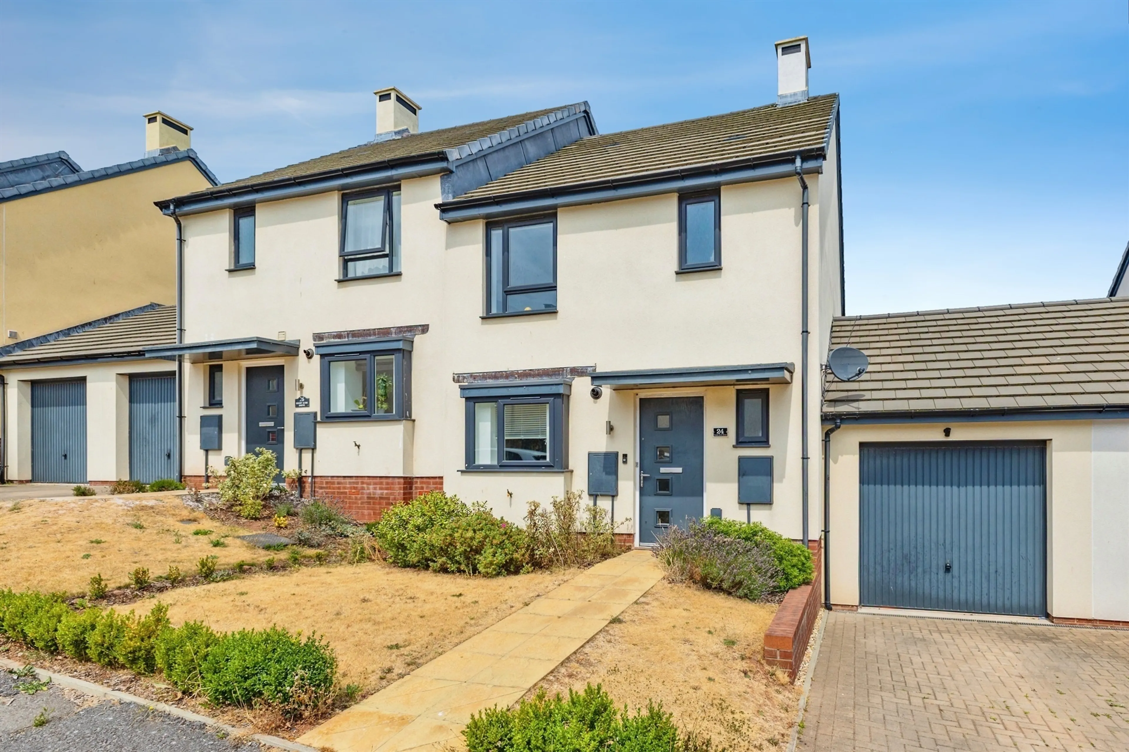 Property photo 0