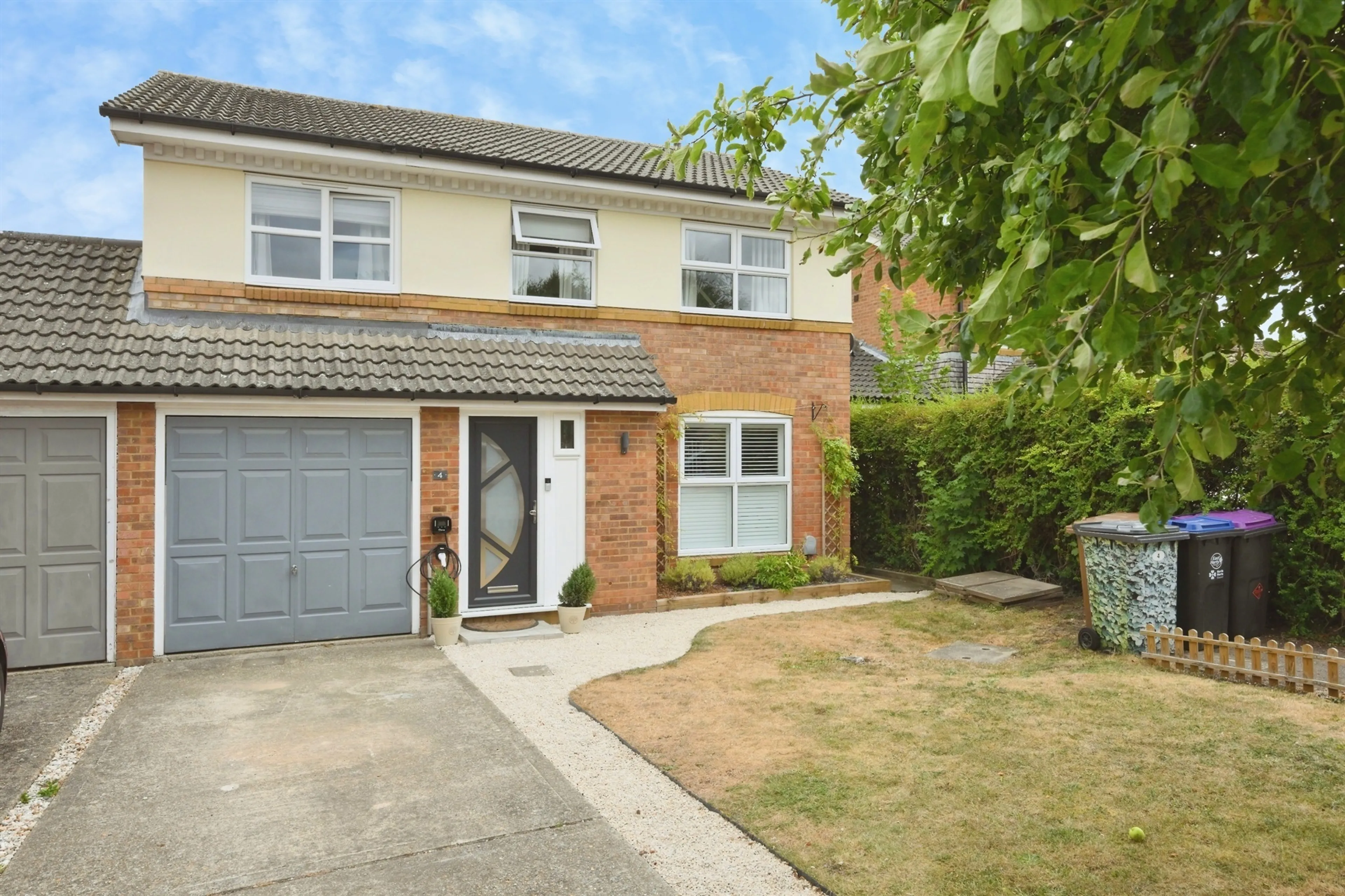 Property photo 0