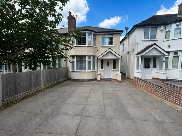 Knightwick Cescent , Erdington. B23 7BY