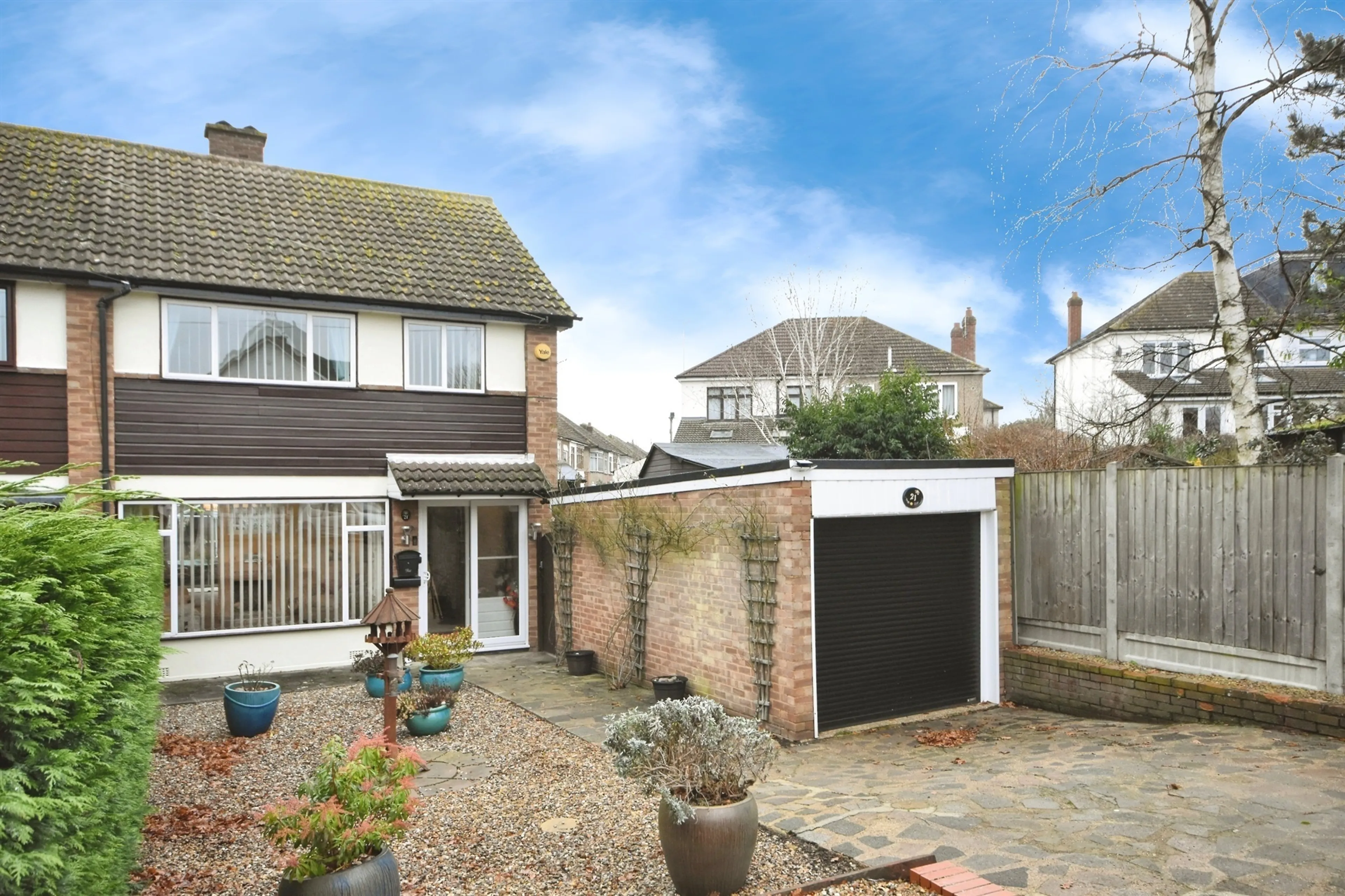 Property photo 0
