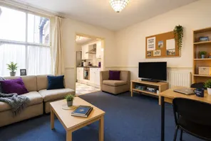 Main property image