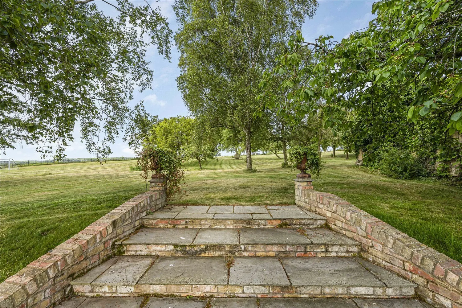 Graze Hill Lane, Ravensden, MK44 photo 24