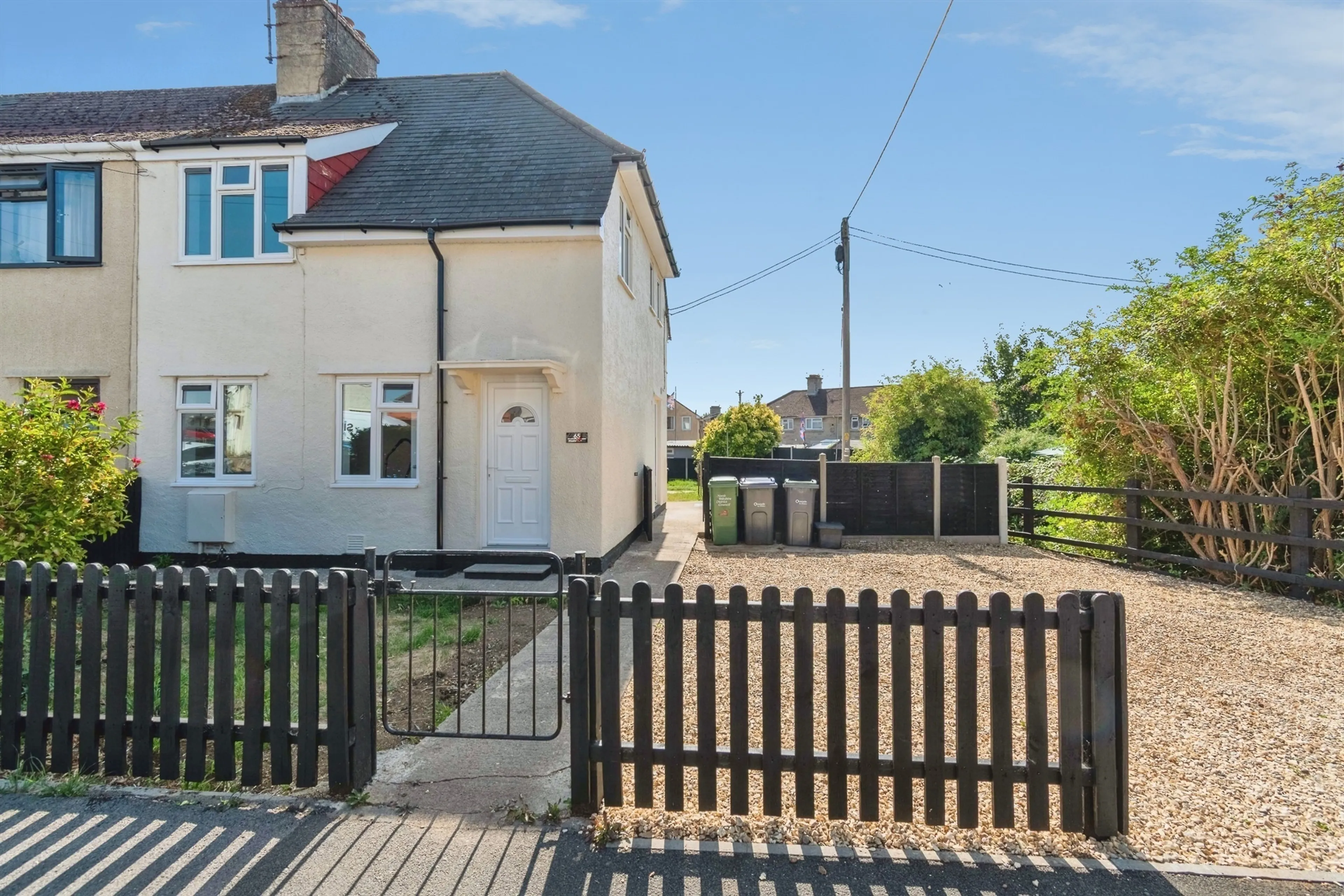 Property photo 0