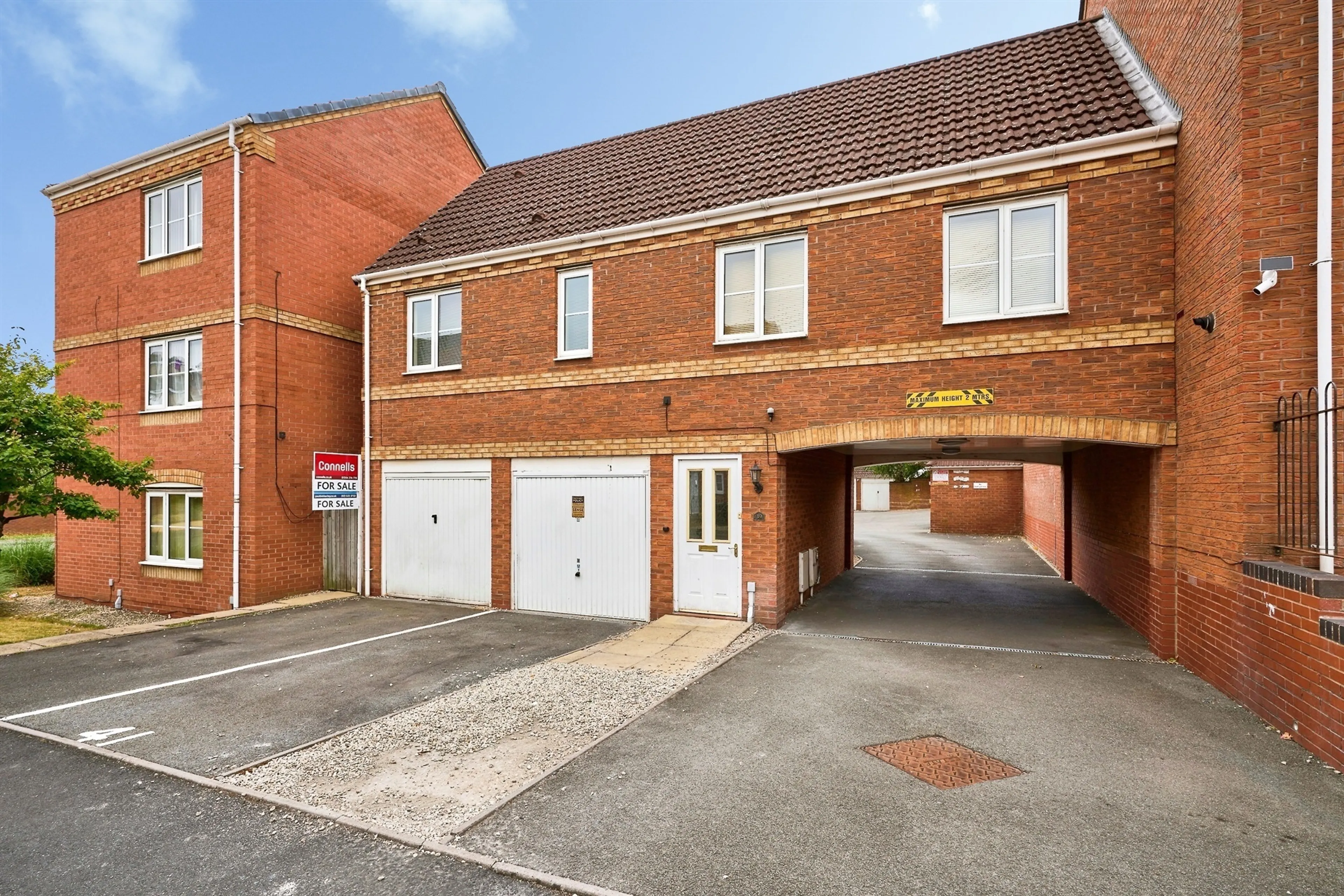 Property photo 0