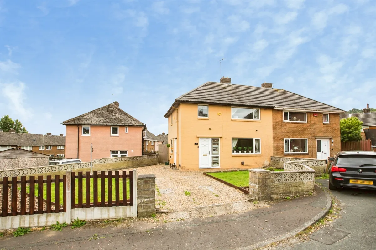 Woodbrook Avenue, Halifax