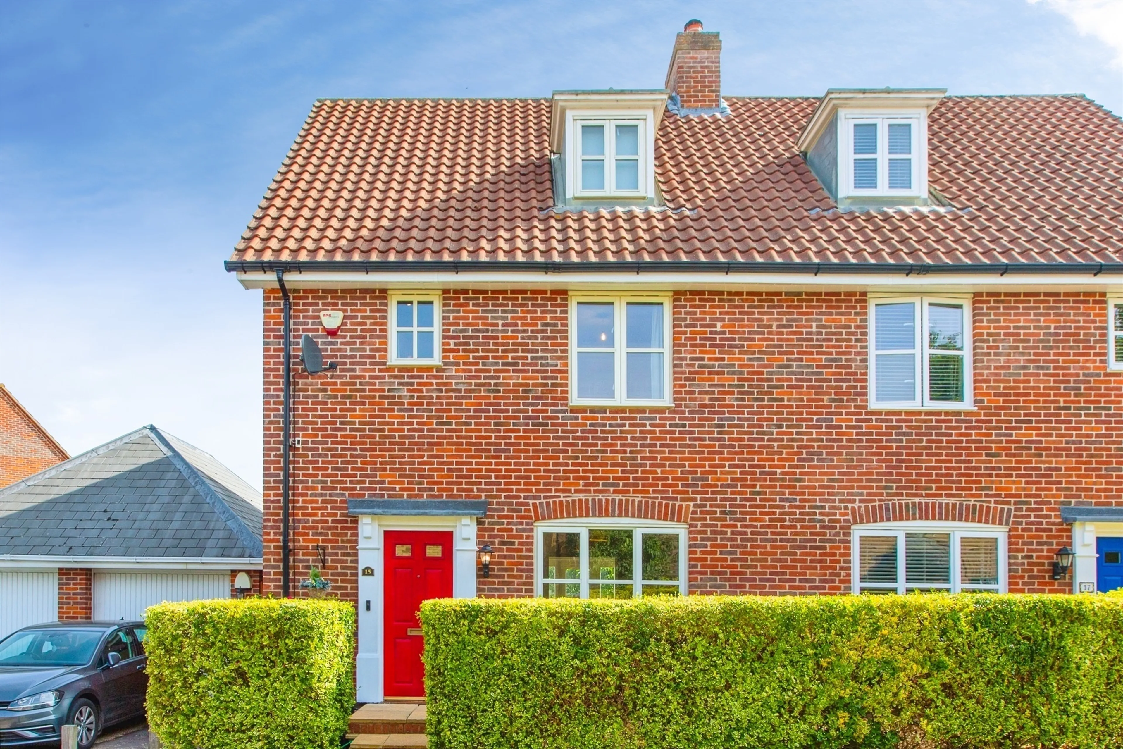 Property photo 0