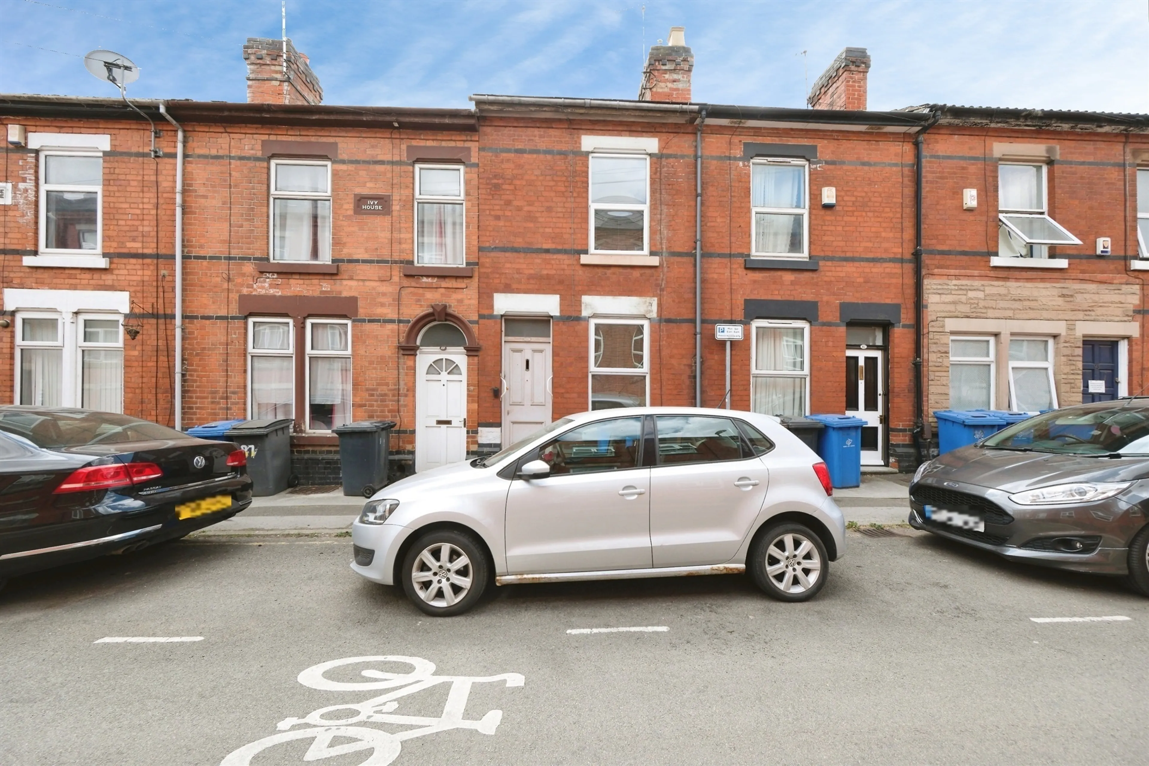 Property photo 0