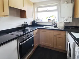 Cranleigh Rise, Rumney, Cardiff thumb 3