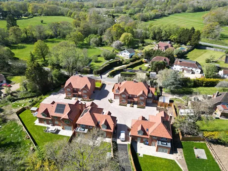 Bramall Place, Bowling Alley, Crondall, GU10