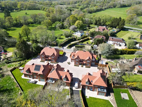 Bramall Place, Bowling Alley, Crondall, GU10